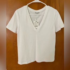 Zara V-Neck T-Shirt NWT - white, size S